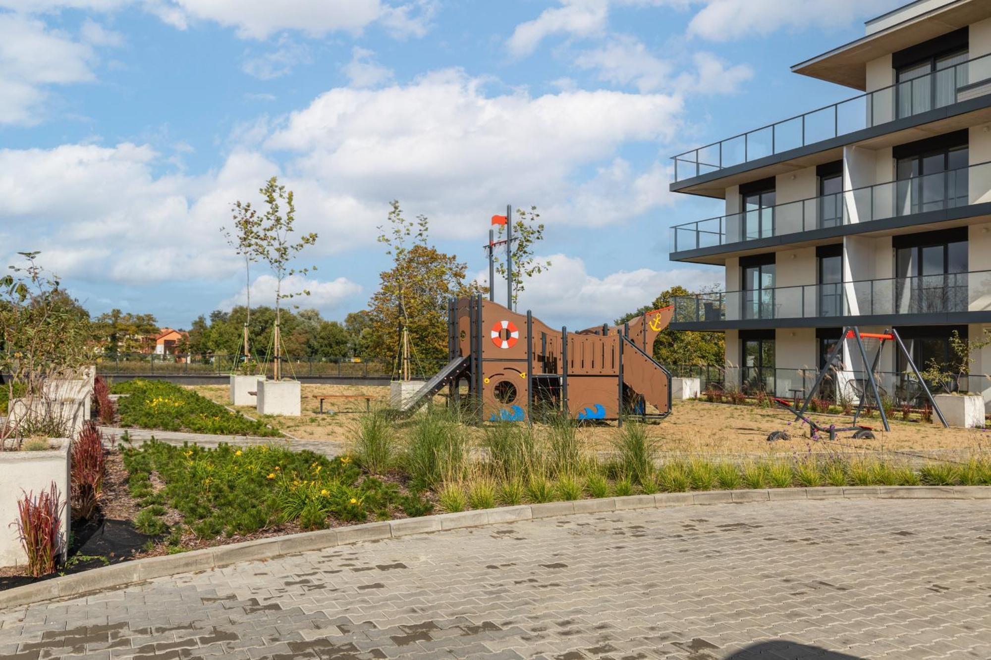 Dziwnow Luxurious Apartment No1 By The River By Renters Prestige Exteriér fotografie